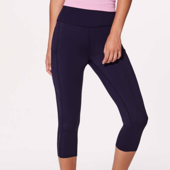 lululemon athletica Pants - Lululemon Fast Pace Crop